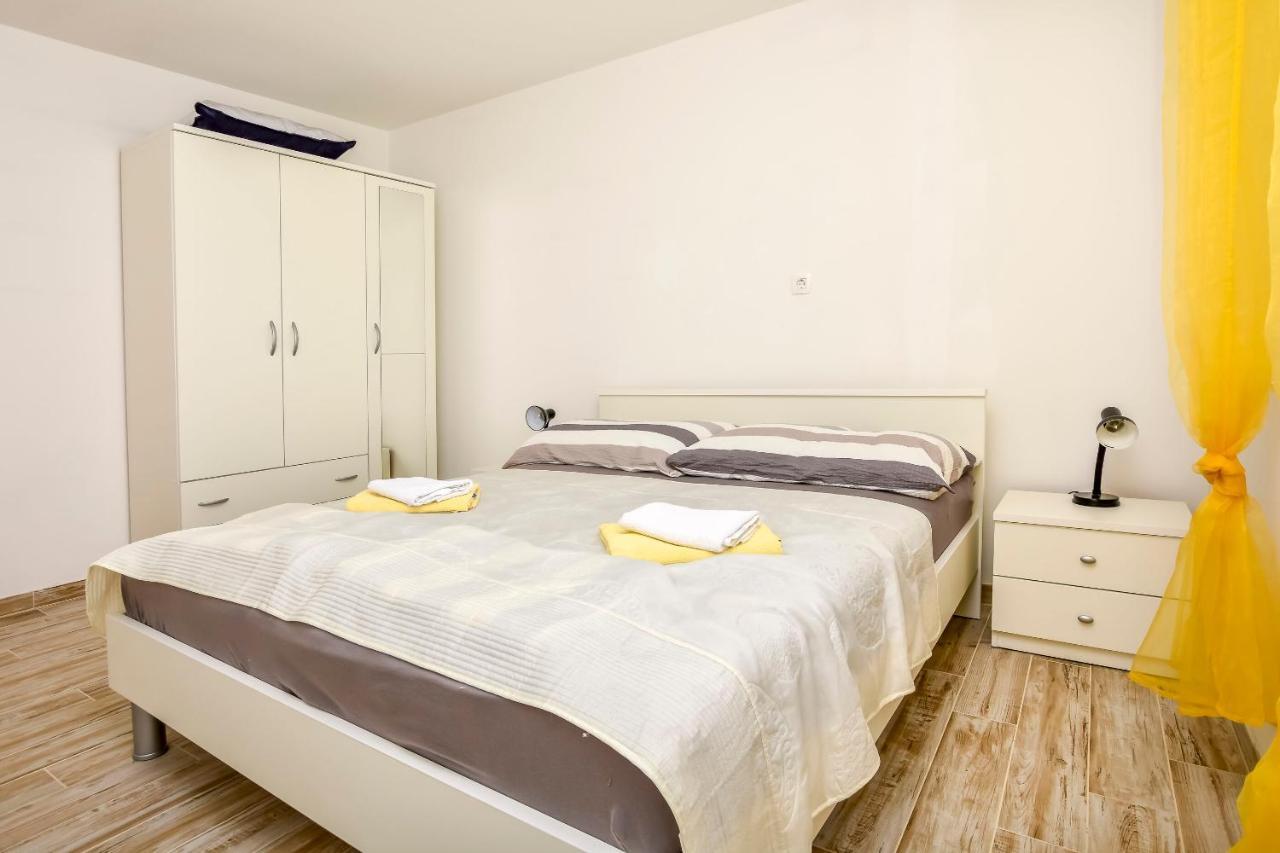 Apartments Jelena Rogoznica  Eksteriør bilde